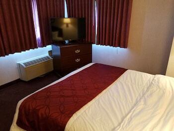 Guesthouse Hotel & Suites Portland