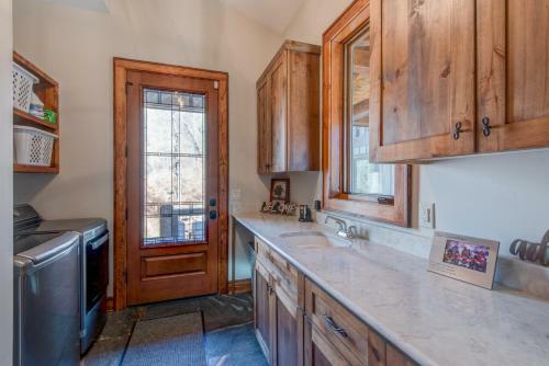 Andaura Rodlin Ridge - Private Home In Eagles Nest, Fire Pit