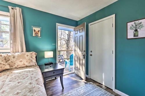 Sweet Cottage With Grandfather Mountain Views!