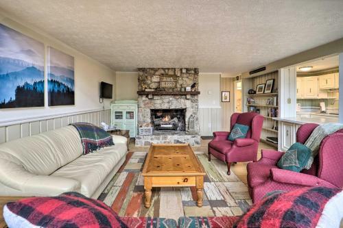 Townhome With Loft 1 Mi To Beech Mtn Ski Resort