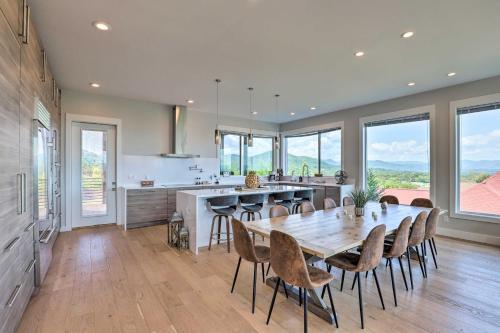 Luxe Asheville Home With Stunning Mountain View