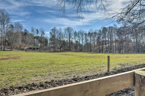 Apartamento Modern Wellness Retreat On 5-acre Micro Farm!