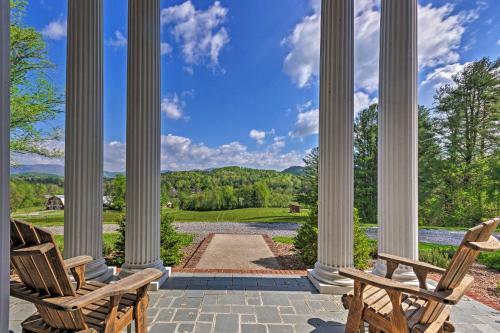 Pet-friendly Getaway On 40 Acre Horse Farm!