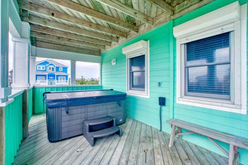 Sea Glass Dreams 711