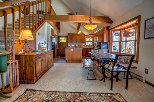 Bearwallow Cottage
