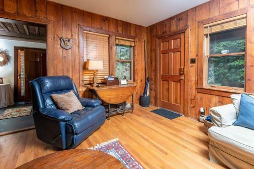 Apple Valley Cabin