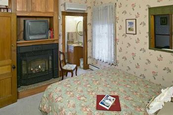 Bed & Breakfast The Governor's Inn