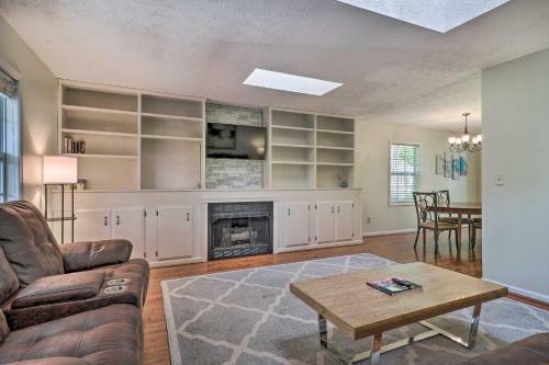 Mills River Hideaway With Front Porch And Mtn Views!