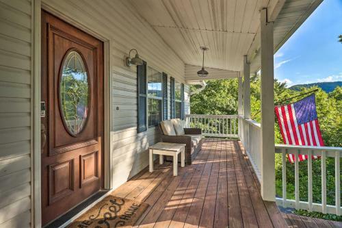 Mills River Hideaway With Front Porch And Mtn Views!