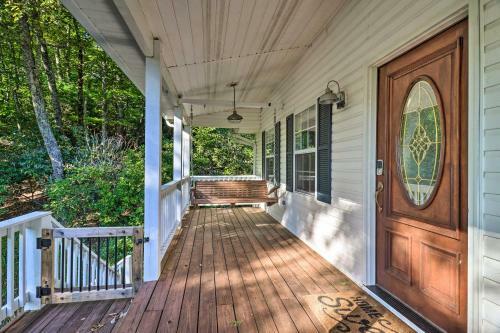 Mills River Hideaway With Front Porch And Mtn Views!