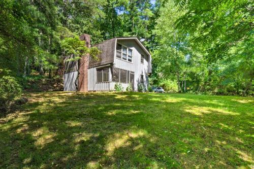 Charming Otto Apartment, 24 Mi To Sequoyah Falls!