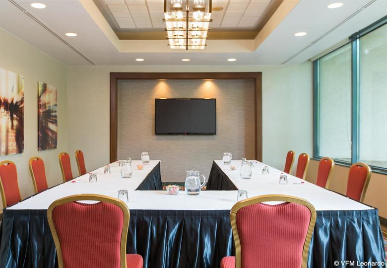 Hotel Washington Dulles Marriott Suites