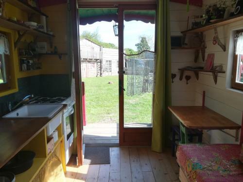 Bed & Breakfast Roulotte Coin De Nature
