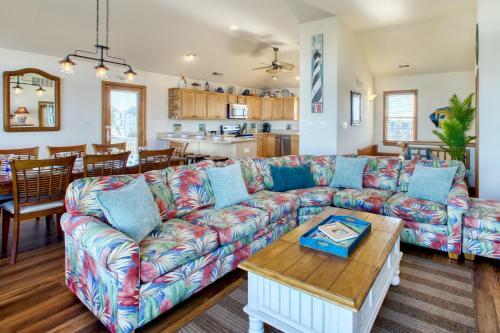 Carolina Girl Rodanthe 719