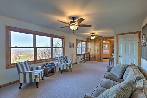 Family-friendly Sparta Cabin With Mtn Views!