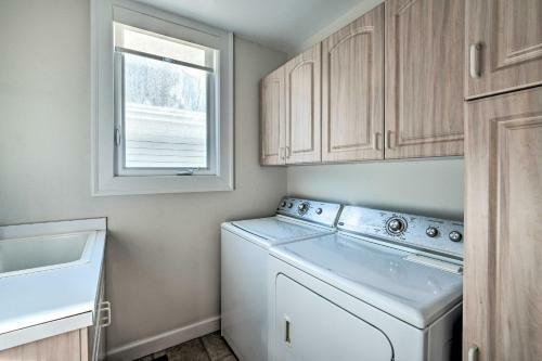 Waterfront Southport Home With Hot Tub And Deck!
