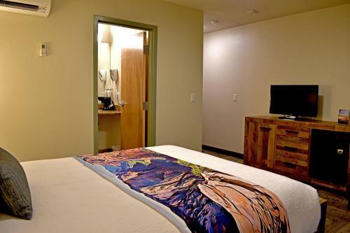 Hotel Bumbleberry Inn