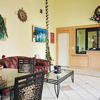 Motel Palace Inn And Suites Willowbrook