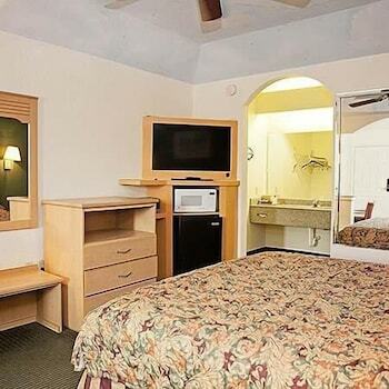 Motel Palace Inn And Suites Willowbrook