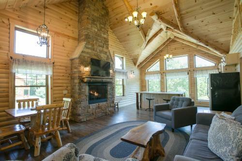Water Lily Cabin By Amish Country Lodging
