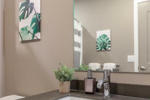 Apartamento Frontdesk I The Blonde Apts Downtown Cincinnati