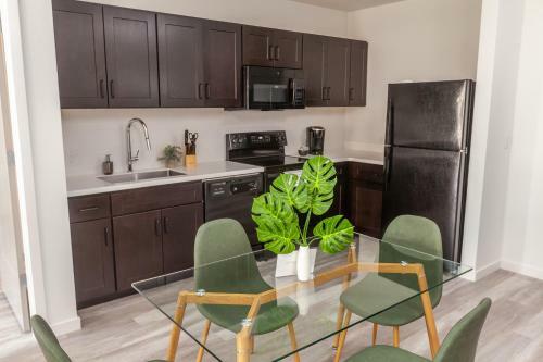 Apartamento Frontdesk I The Blonde Apts Downtown Cincinnati