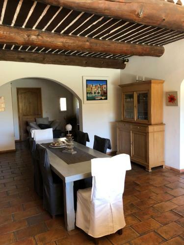 Villa Dans Le Luberon � 2 Km De Lourmarin