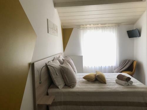 Bed & Breakfast Le Chiron De La Roche