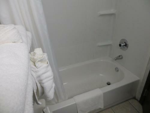 Motel Americourt Hotel And Suites - Elizabethton