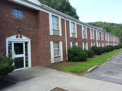Motel Americourt Hotel And Suites - Elizabethton
