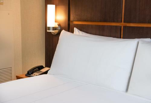 Hotel Marriott Conference Center At Nced