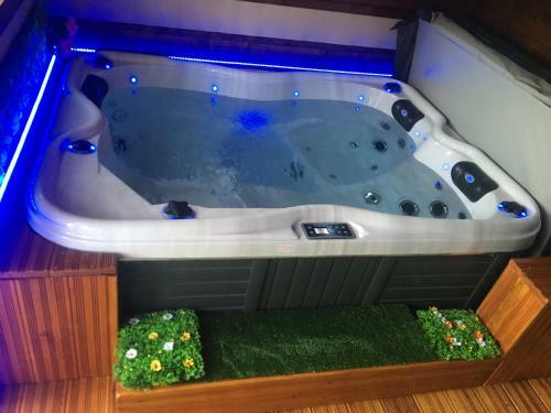 Chalet Belle Vue, Jacuzzi, Piscine, Terrasse, Climatis�