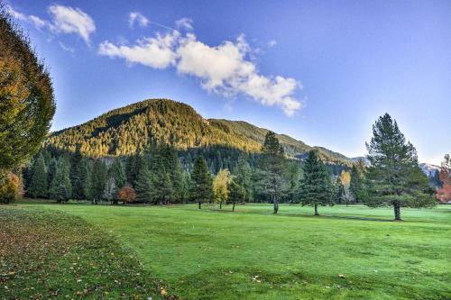 Cozy Mt Hood Cabin With Fire Pit - Hike, Ski And Golf!