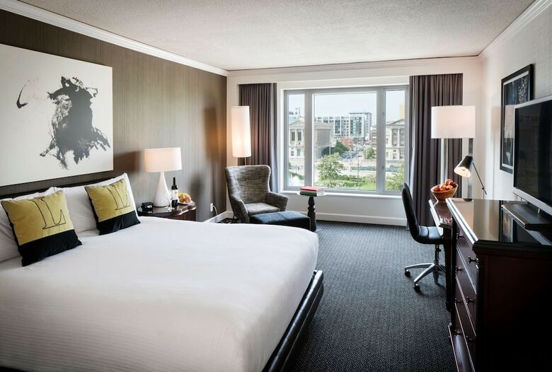 Hotel The Logan