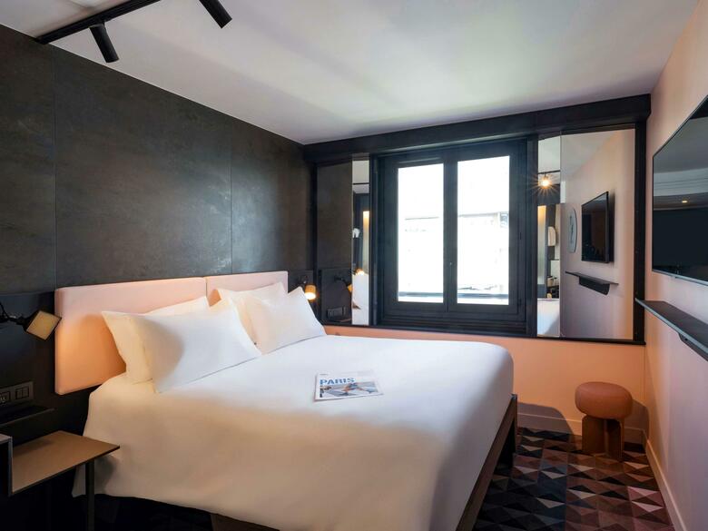 Hotel Tribe Paris Batignolles
