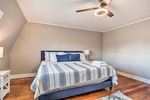Chic Philadelphia Townhome With Fenced Yard!