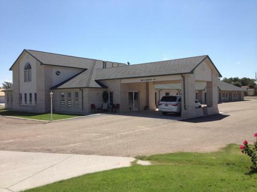 Posada Home Town Inn