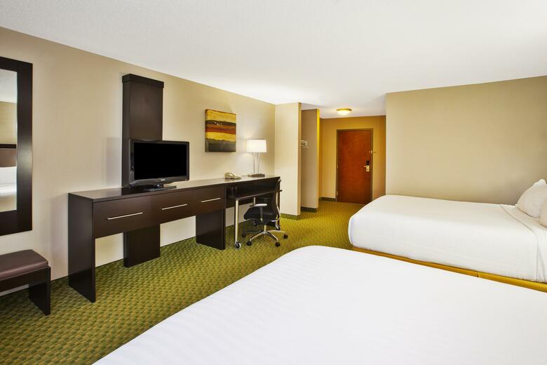 Holiday Inn Express Hotel & Suites Bryan-montpelier