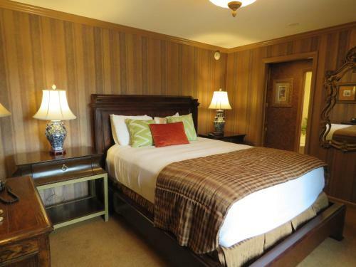 Posada Altland House Inn & Suites