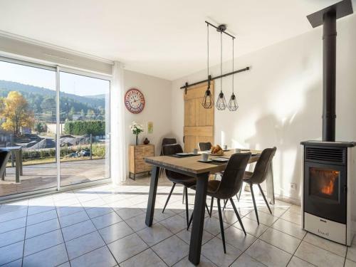 Sunny Holiday Home In Les Vans With Terrace