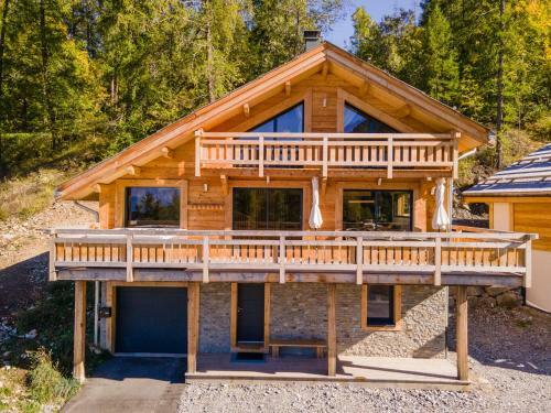 Magnifique Chalet (14pers) +jacuzzi Proche Station