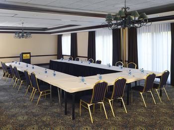 Hotel Sheraton Suites Akron Cuyahoga Falls