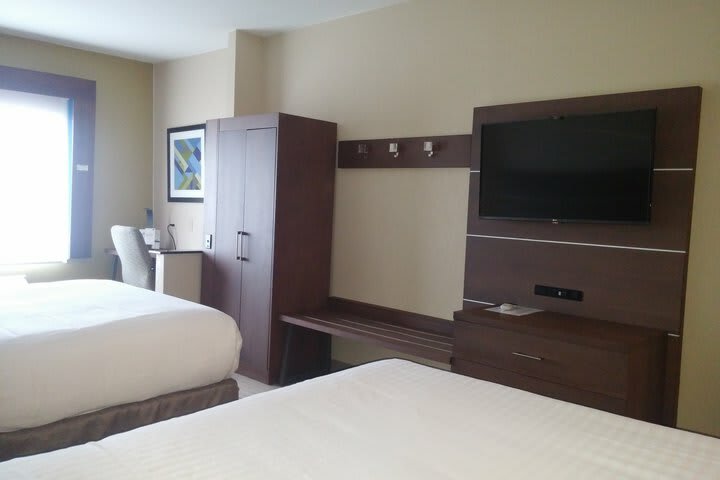 Holiday Inn Express Hotel & Suites Miami