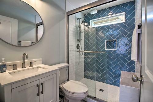 New! Renovated 2 Bed 2 Bath Apartment Downtown