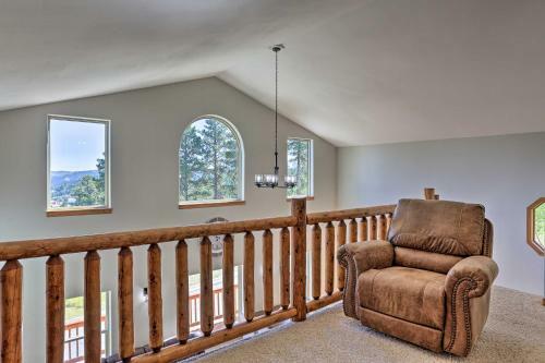 Spacious Lead Cabin With Game Room About 1 Mi Dtwn!