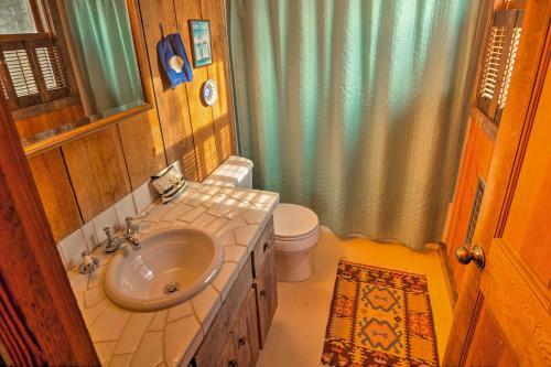 Cumberland Mtn Cabin With Grill And Stunning Views!
