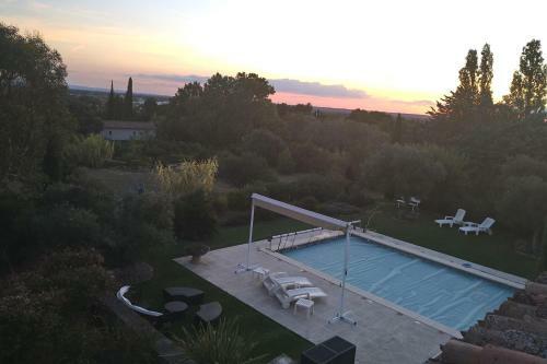 Lovely Home With Terrace Garden And Pool
