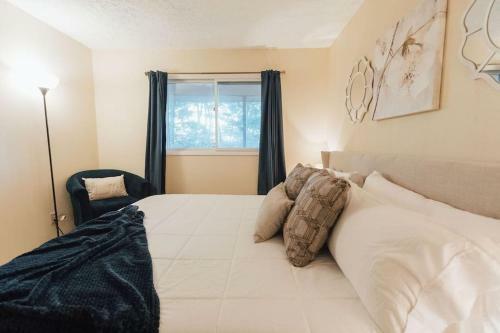 Apartamento Stylish Elegant Getaway King Bed Deck Views
