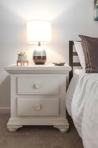 Beautiful Boho Condo In Johnson City, Tn King Bed