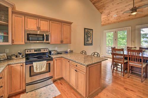 Lakefront Cottage With Private Double Dock